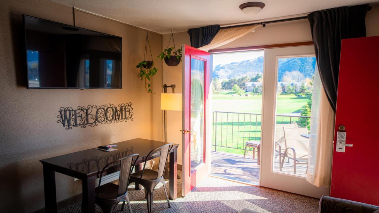 Mountain View Lodge Chelan Buitenkant foto